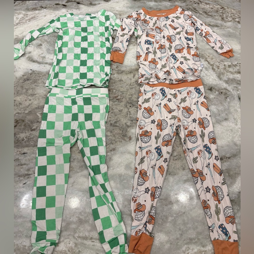 Bamboo bundle Dream Big Little Co 12-18m Green check and NYE theme